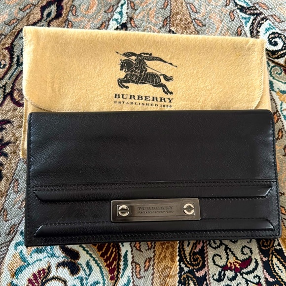 Burberry black calf leather wallet - Picture 1 of 12